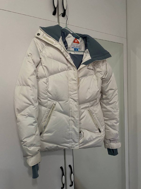 Зимняя лыжная куртка женская