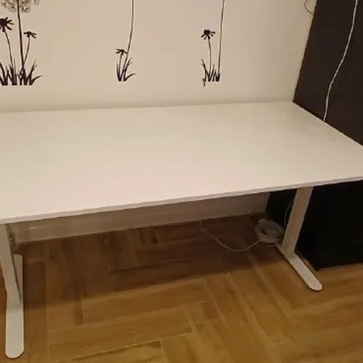 Білий комп’ютерний стіл JYSK STAUNING