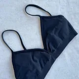 Спортивный топ-бра 1