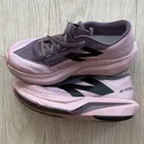 Беговые кроссовки New Balance Rebel v4 3