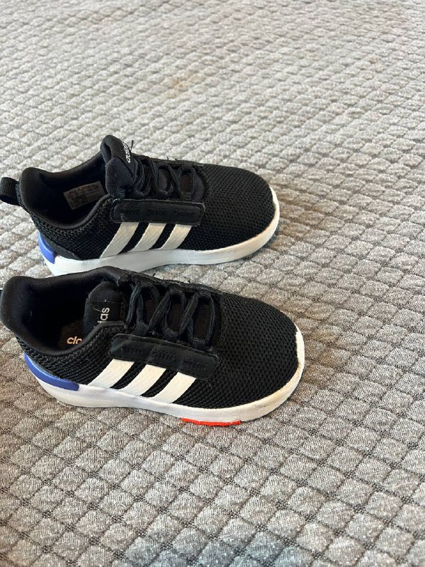 Кроссовки Adidas, р-р FR 23 (идет на 22) 2