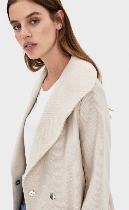 Пальто Bershka размер М молочного цвета 2