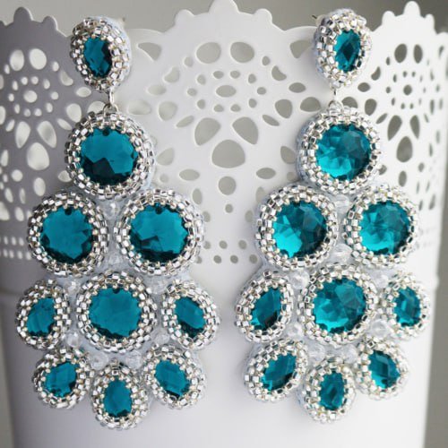 Колье Сапфир, Брошь Бабочка Menelaus, Серьги-гвоздики Сапфир, Серьги Королевский изумруд, Брошь Клевер, Колье Белые Листья 4