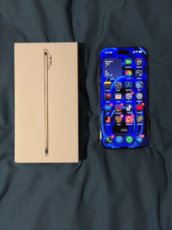 iPhone Air 256GB 100% Battery Health 2