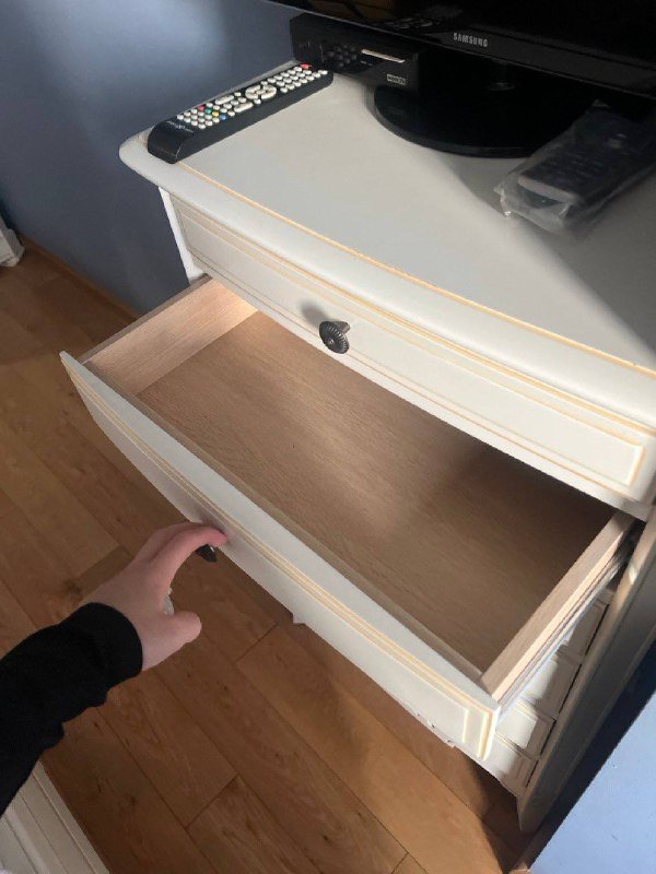 Спальня комплект мебель кровать шкаф комод туалетный столик 2