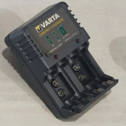 Зарядное устройство VARTA 57039