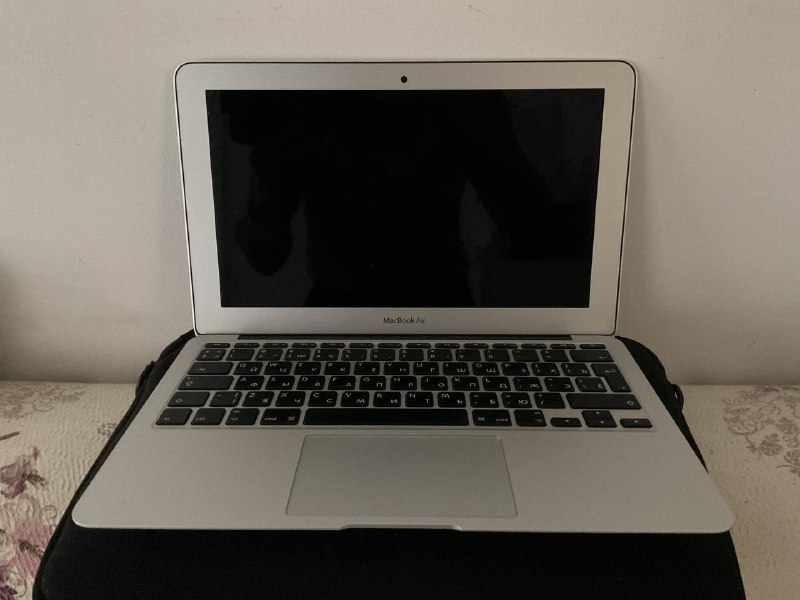 MacBook Air 11" 120 Gb 2015