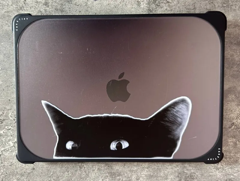 CASETiFY кейс для MacBook Pro 14” M1/M2/M3 1