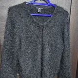 Чёрный пушистый кардиган H&M 1
