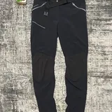 Женские трекинговые штаны Quechua 1