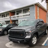 Toyota Tundra Crewmax 1