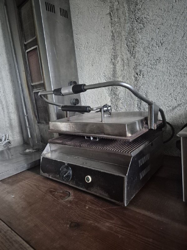 შაურმის აპარატი, კონტაქტური გრილი, ფრიტურნიცა 6