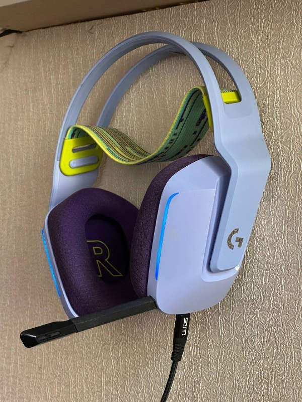 Игровые наушники Logitech G735