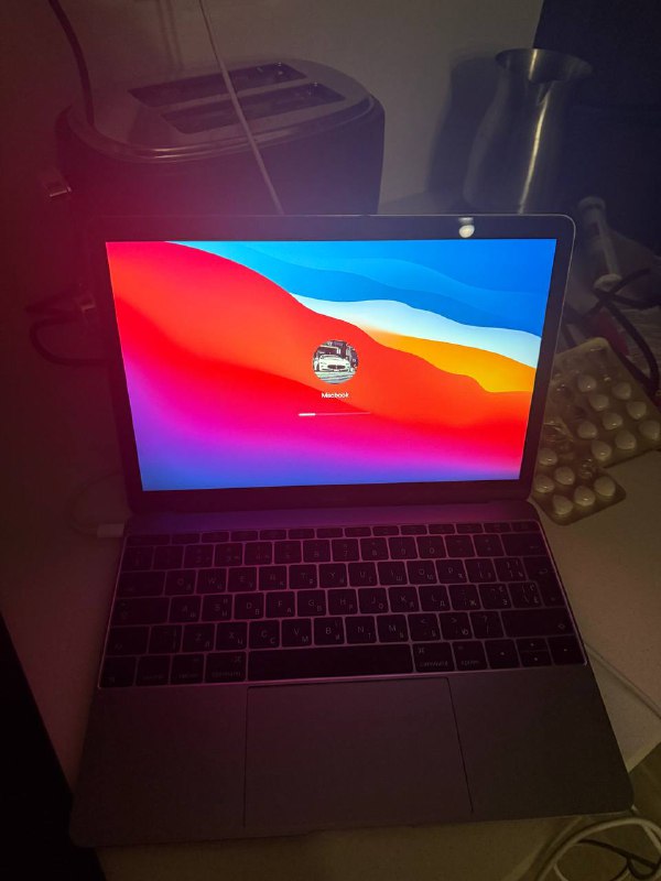 MacBook 12 дюм 3