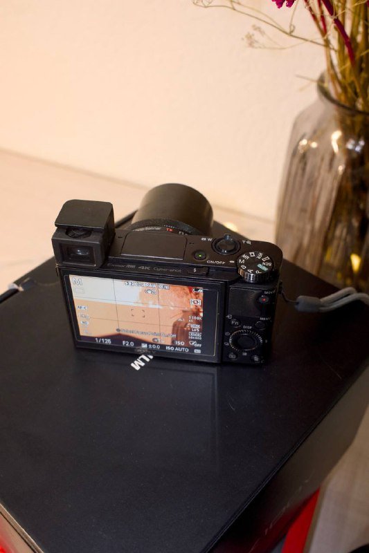 Sony CyberShot RX100 VA фотоаппарат 3