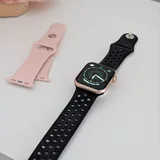 Apple Watch SE Rose Gold 1
