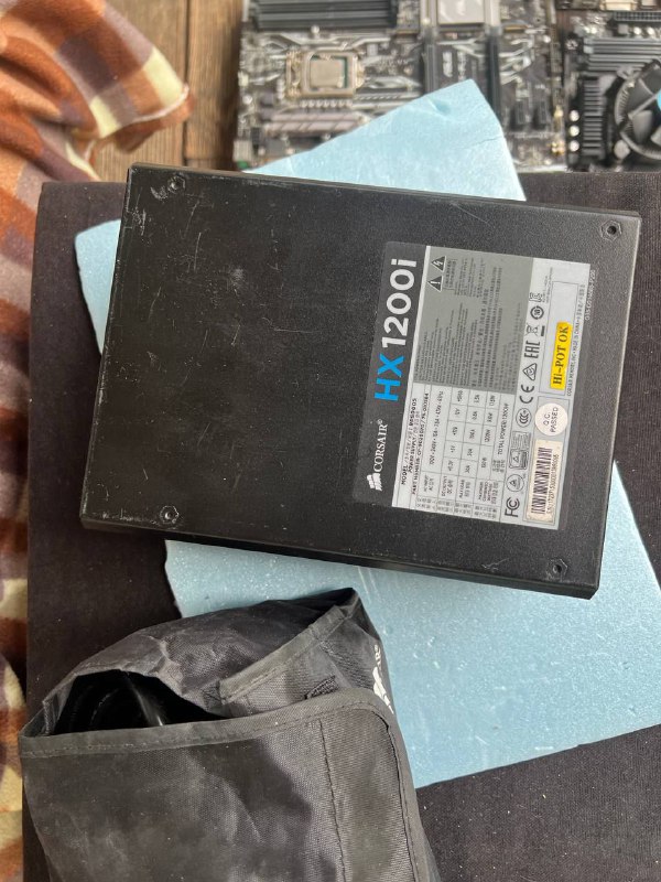 Блоки питания Corsair HX 1200I, Gigabyte XP 1200M, Seasonic GX 1300W 2
