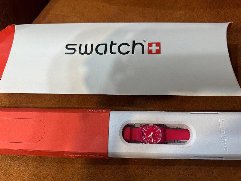Часы Swatch новые в оригинальной упаковке