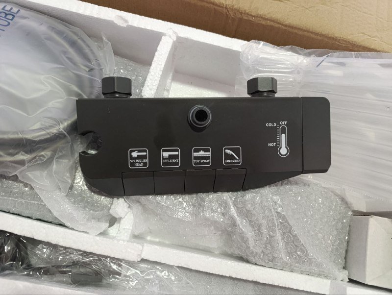 Смеситель в душевую ванну с набором леек