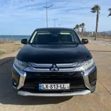 Mitsubishi Outlander SE 2016 1