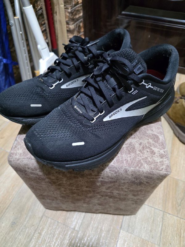 Беговые кроссовки Brooks Ghost GTX с Gore-Tex мембраной 2