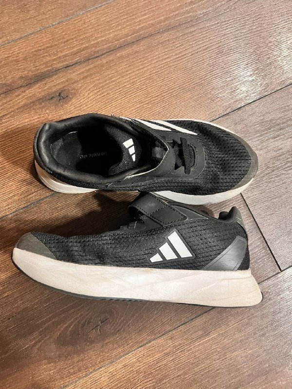 детские кроссовки adidas 3