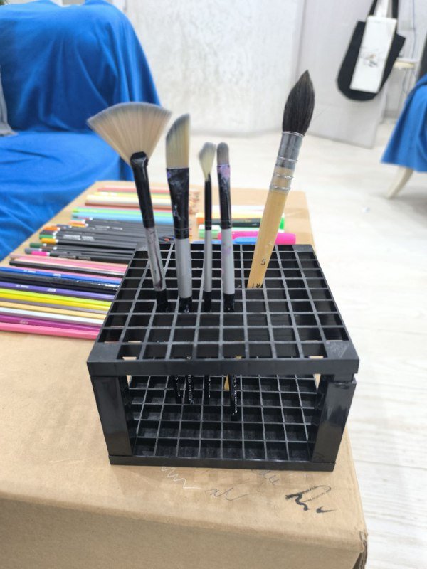 Набор для рисования: кисти, карандаши, маркеры, холсты, мольберт 4