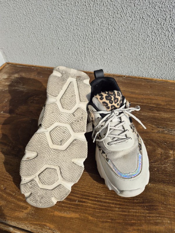 Женские кроссовки б/у, 39 размер 3