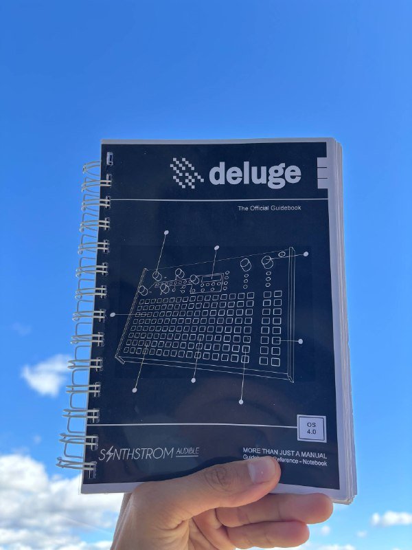 Synthstrom Deluge грувбокс синтезатор семплер секвенсор 2