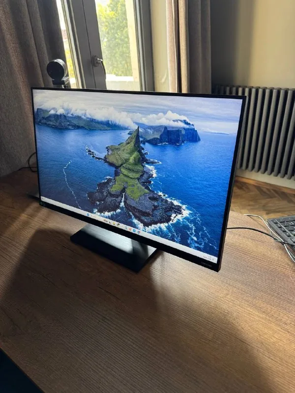 Монитор Samsung LF27T450FQIXCI 1