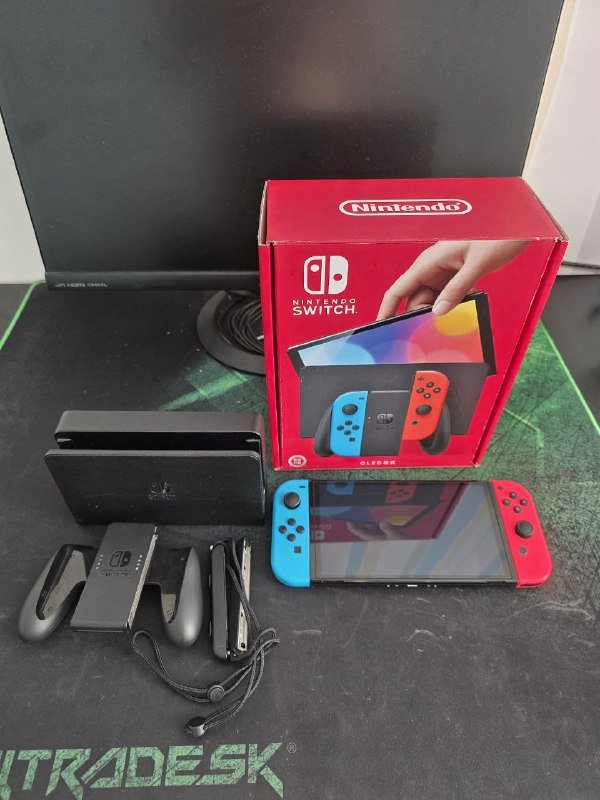 Консоль Nintendo Switch Oled