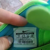 Женские кроссовки NIKE 4