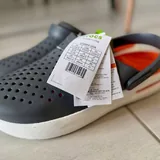 Crocs 2