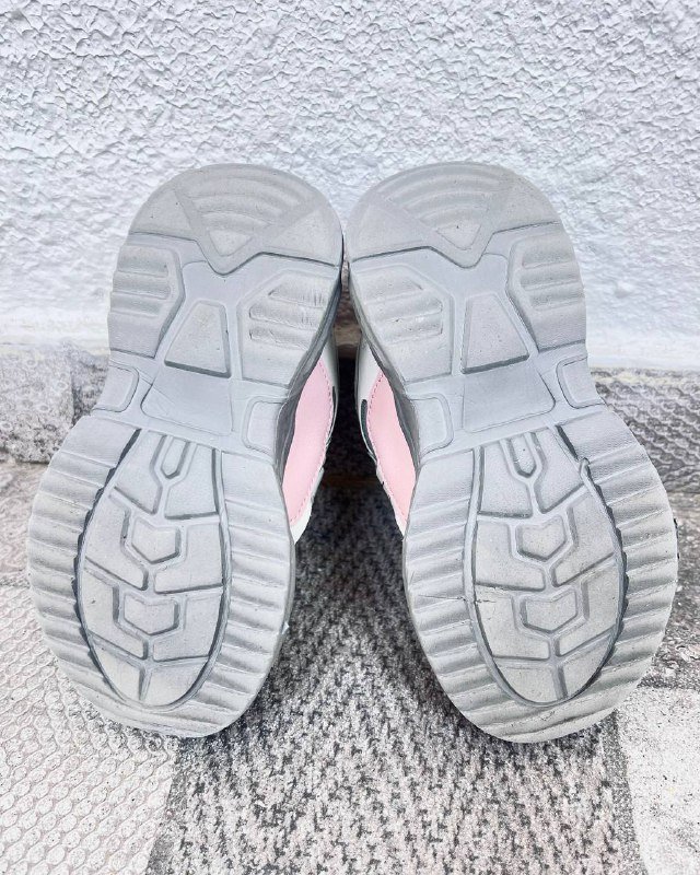 Кроссовки детские 4