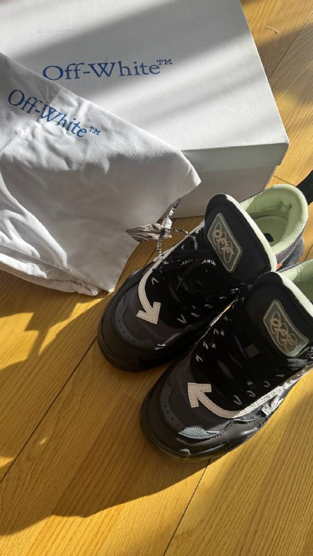 Мужские кроссовки Off-White Odsy-1000