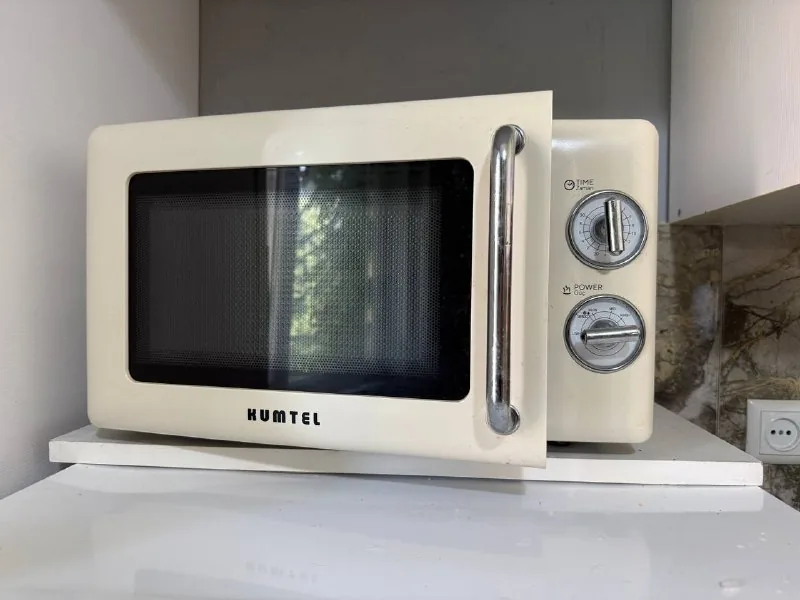 Микроволновка KUMTEL 1