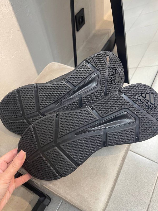 кроссовки Adidas мужские размер 44 2