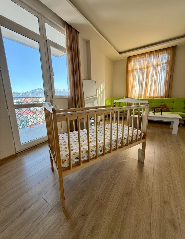 Детская кроватка, ванна для купания