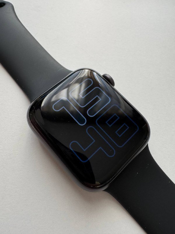 Apple Watch 5 Series 44mm, браслеты ELEGATTO, бананка MUMI, диктофон AI HoDock P1 7