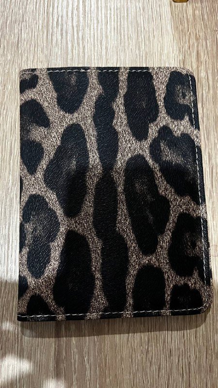 Обложка для паспорта с леопардовым принтом