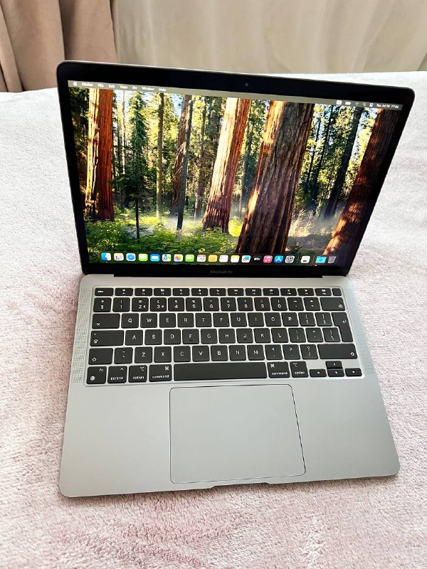 MacBook Air 2020 M1 8/256 Space Grey