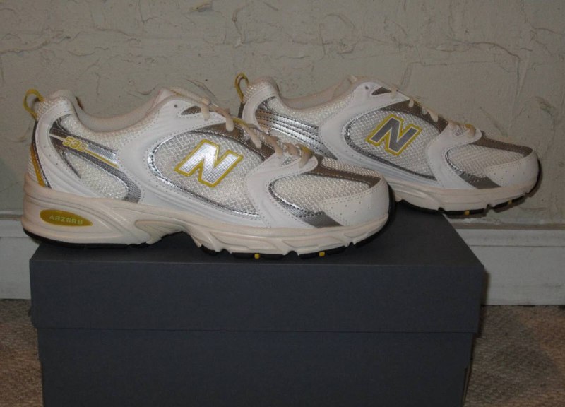 New Balance 530 White Sea Salt Yellow 44-44,5 размер 2