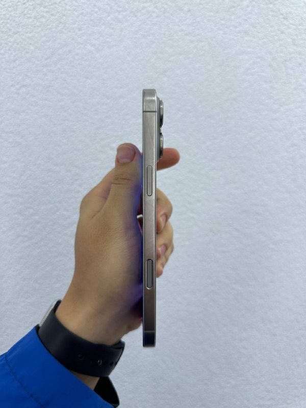 iPhone 16 Pro Max 256GB 2