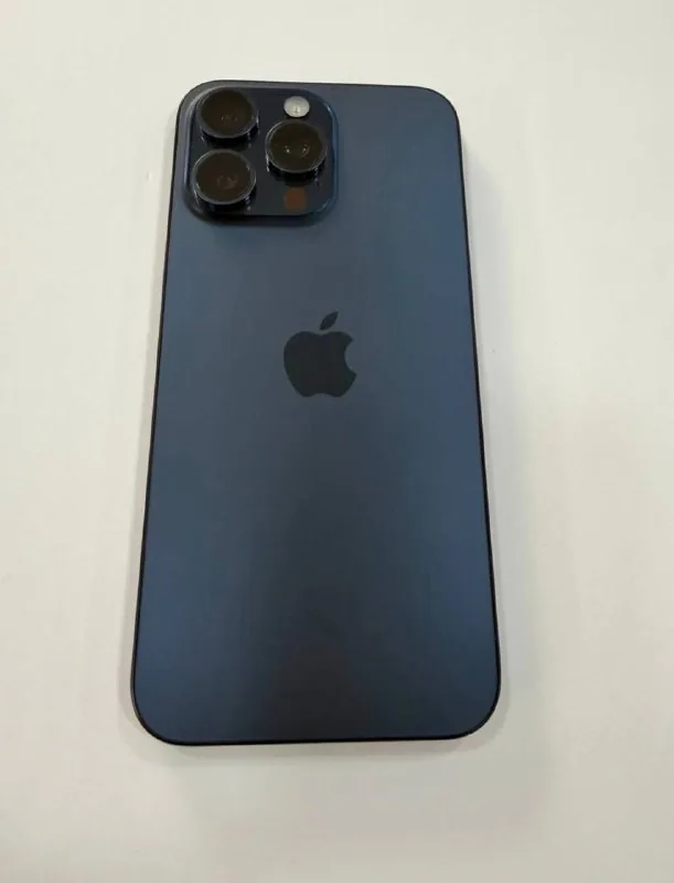 iPhone 15 Pro Max 256 GB 1