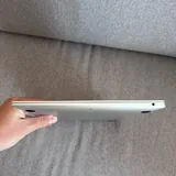 MacBook Air 13 M1 8/256 GB 4