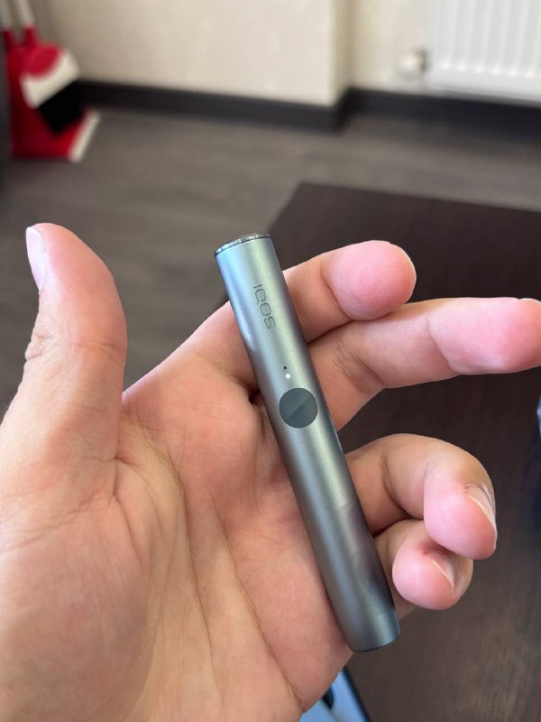 IQOS ILUMA темно синий электронагреватель 4