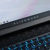 Alienware M17 R3 Gaming Laptop RTX 2070 i7 17.3 inch 5