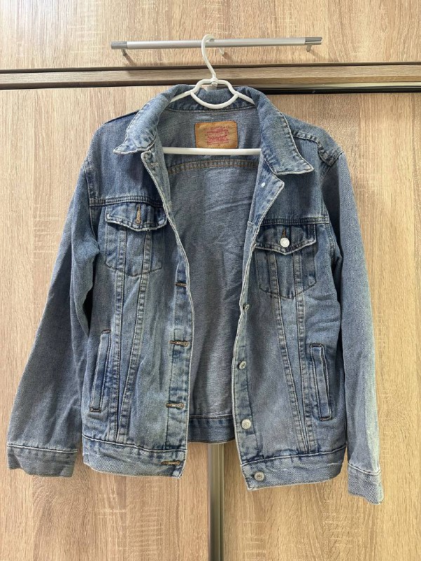 Dresses, denim jacket, shorts, skirt, sweaters, blouse, blazer 3