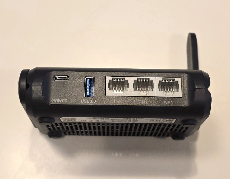 Wi-Fi 6 роутер GL.iNet GL-AXT1800 3