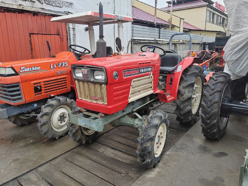 Японский трактор Yanmar YM2010